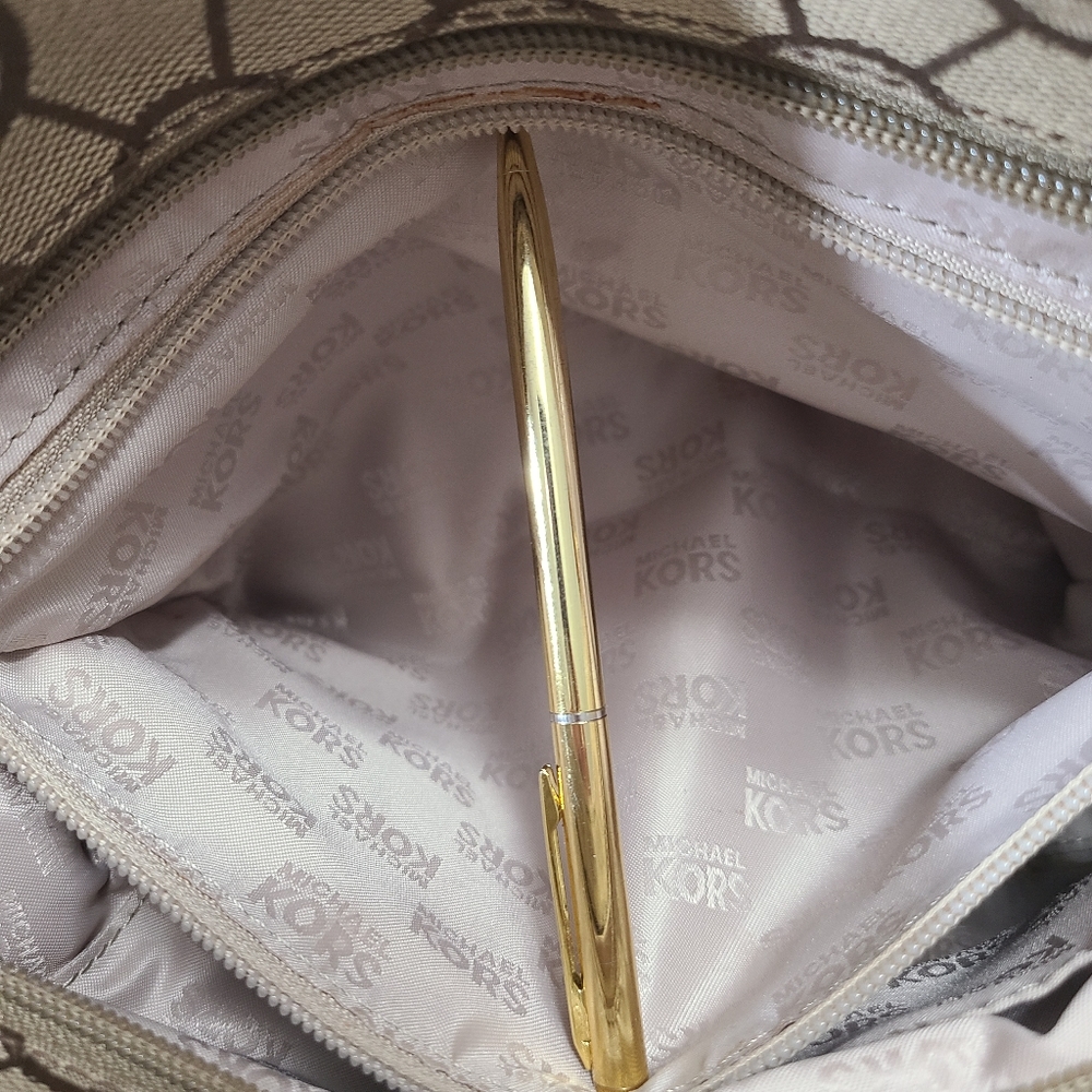 Michael Kors Canvas Monogram with‎ Leather Trim Tote - Picture 6 of 10